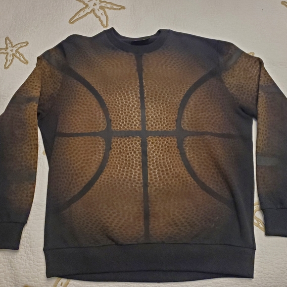 GIVENCHY Fall 2014 Basketball Collection by Ricardo Tisci Crew Neck Sweatshirt - Picture 3 of 6